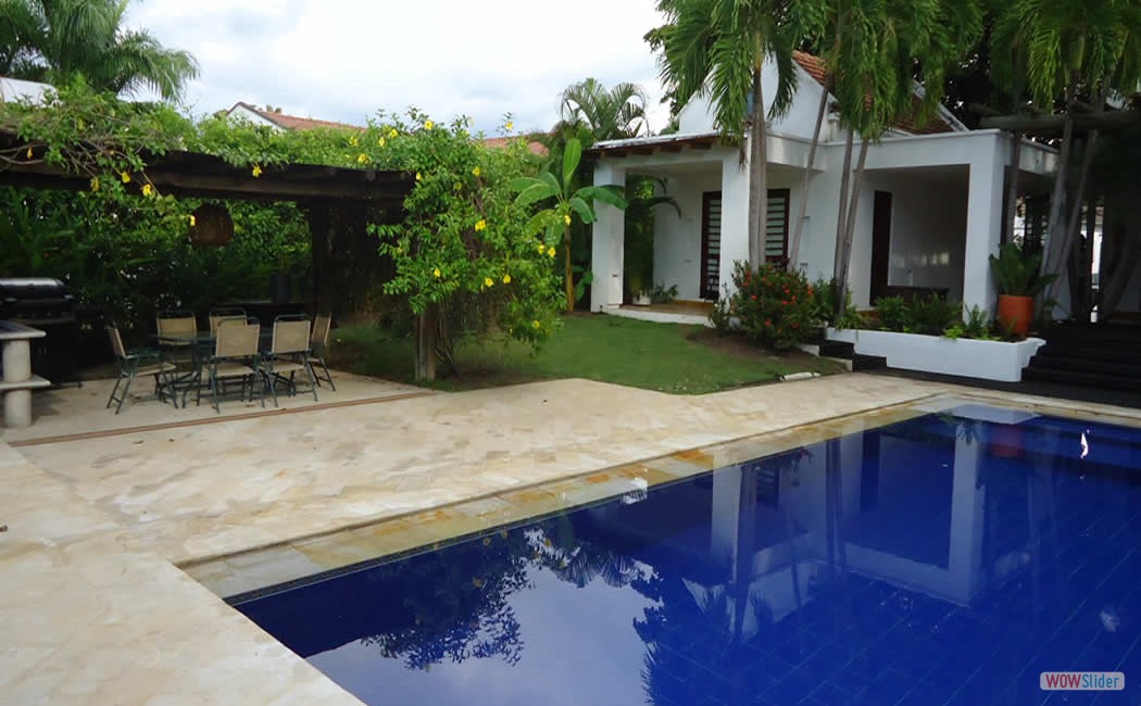 4_piscina_comedor_aux