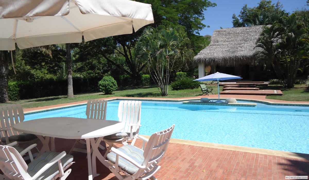7_piscina_frente