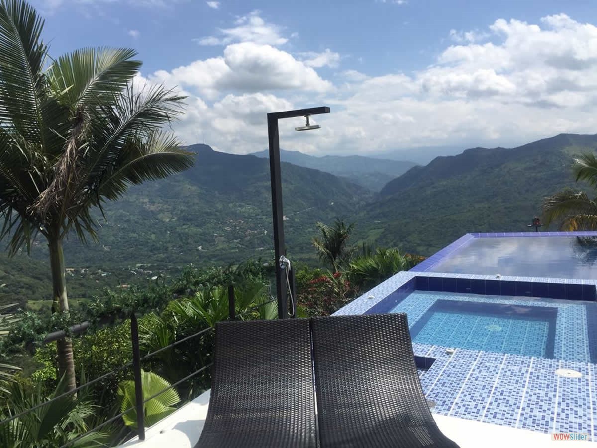 2_asoleadoras_piscina
