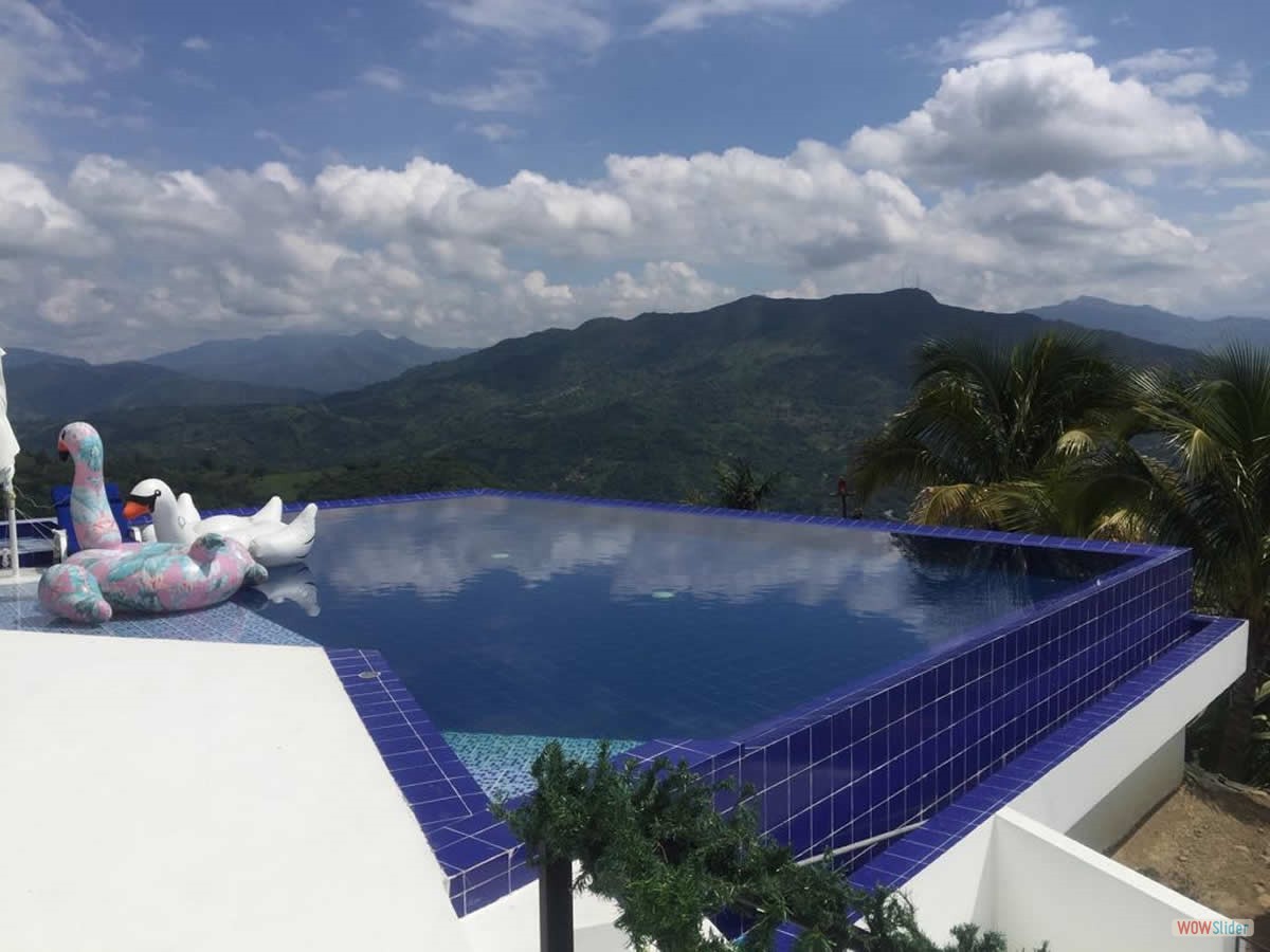 4_piscina_paisaje_2