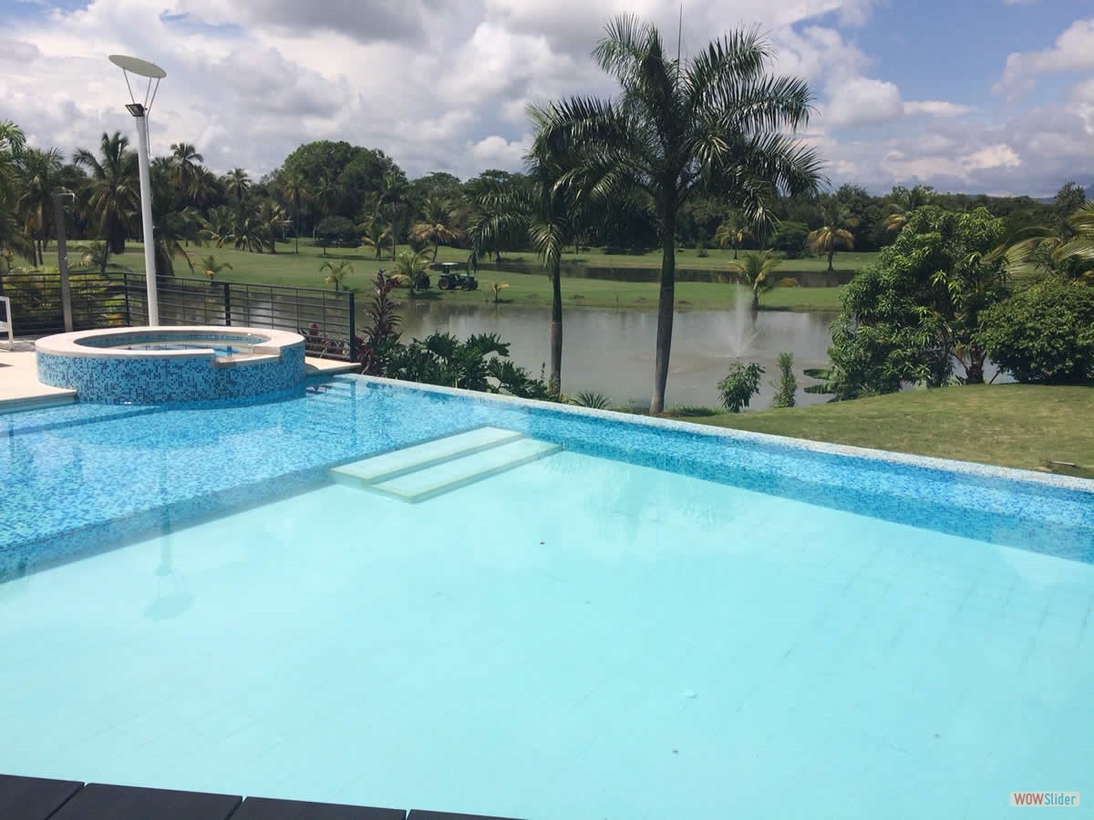 2_piscina_golf